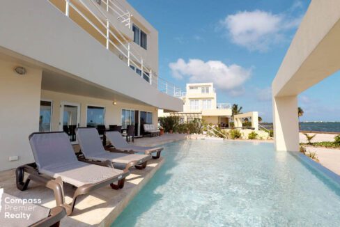 Home-Villa-for-Sale-Belize-Real-Estates-San-Pedro3
