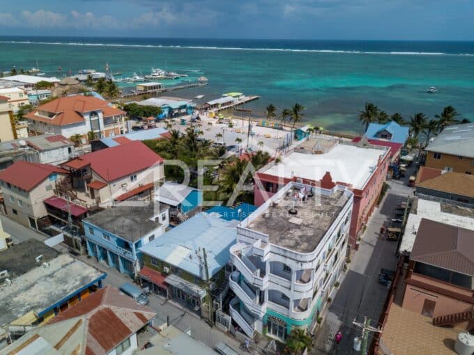 Belize real estate, homes, properties, condos, land and businesses for sale