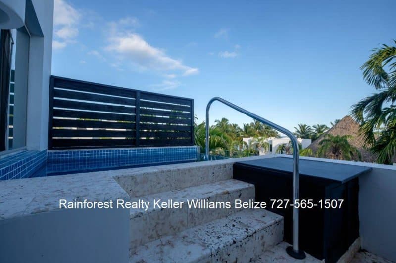 Belize-Penthouse-Condo-With-Pool13