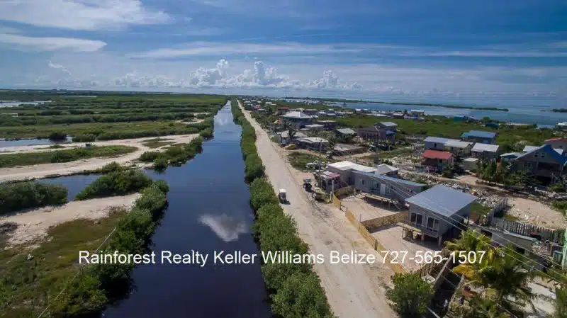Belize-newly-built-island-container-homes12