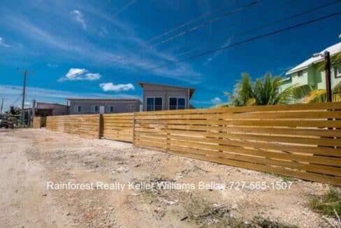 Belize-newly-built-island-container-homes32