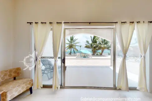 Beachfront-condo-for-sale-Belize-Real-estate-10