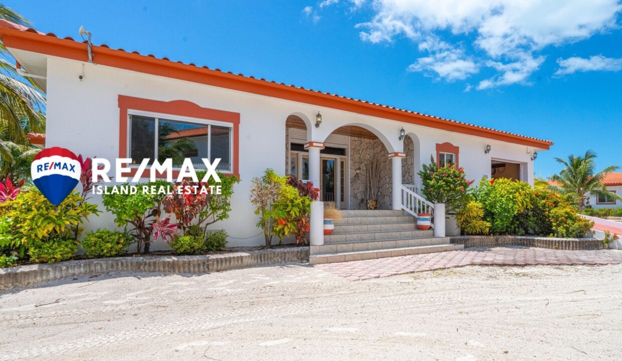 LAS-BRISAS-VILLA-5-RESIZED-WATERMARKED-15