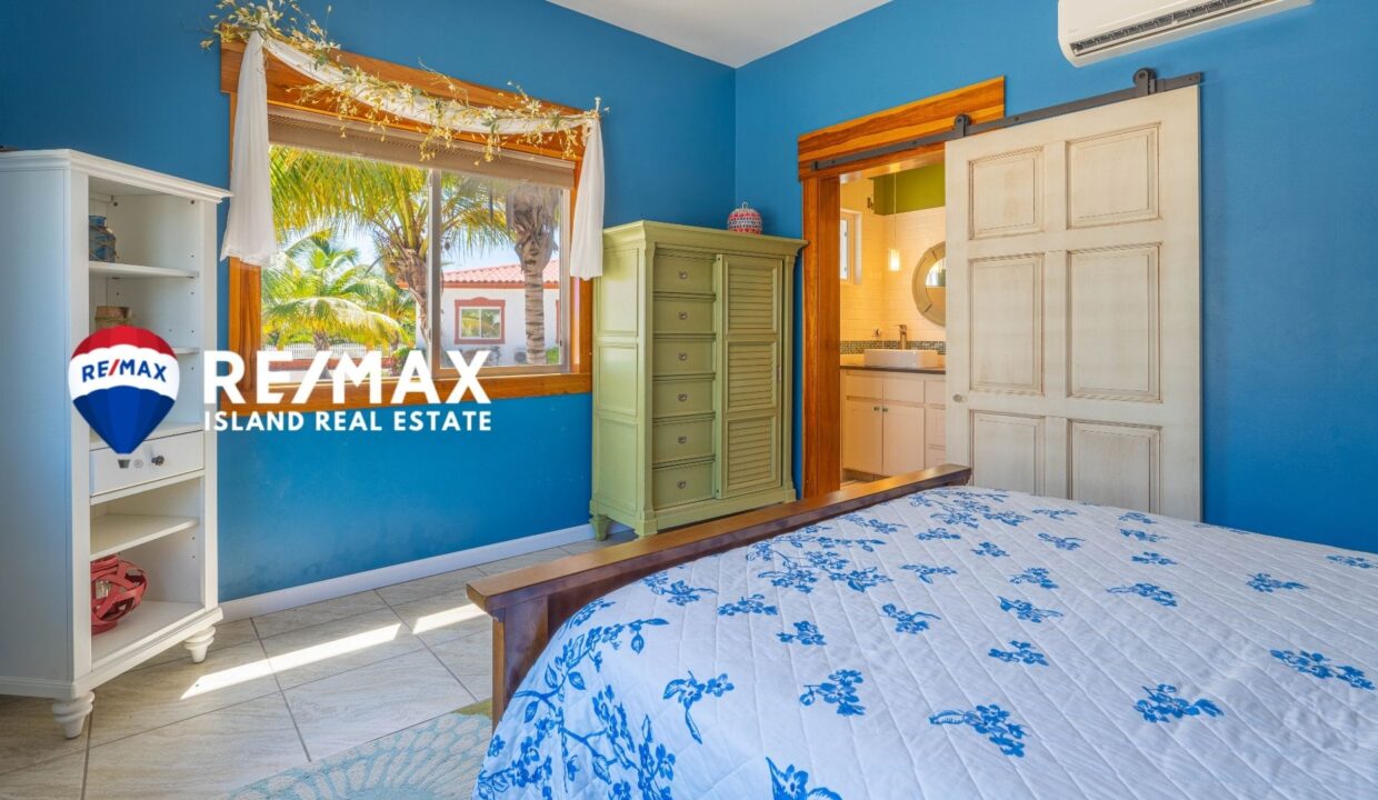 LAS-BRISAS-VILLA-5-RESIZED-WATERMARKED-19