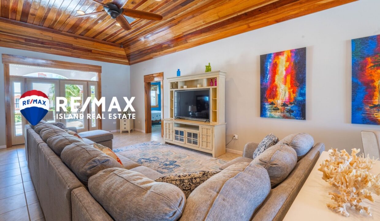 LAS-BRISAS-VILLA-5-RESIZED-WATERMARKED-24