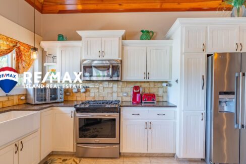 LAS-BRISAS-VILLA-5-RESIZED-WATERMARKED-51