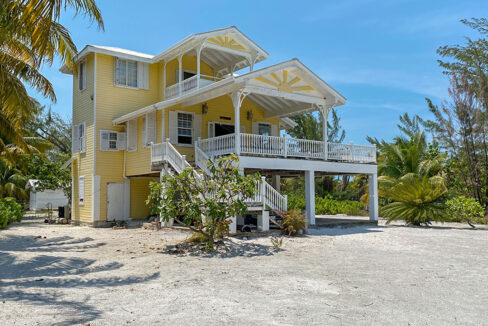 House-in-st-georges-caye-front2