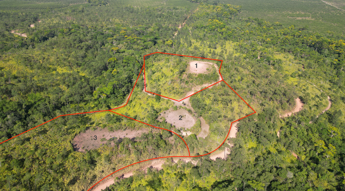 Mayan King Lot #1 – 3+ acres