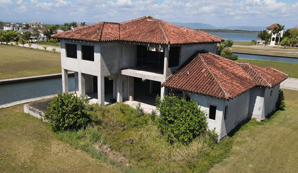 3-house-for-sale-placencia-residences-1740x960-c-center