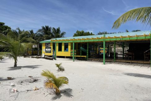 Beachfront-Resturant-for-sale-17
