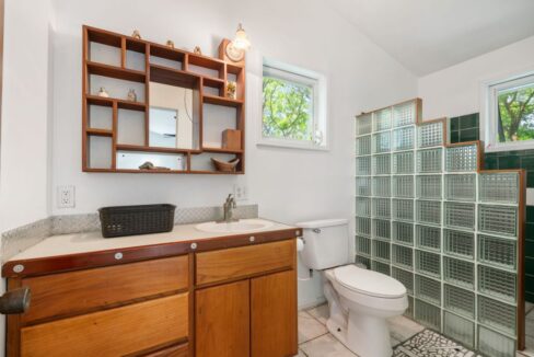 048-Feathers-Guesthouse-San-Pedro-1024x683