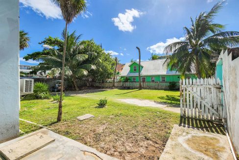 San-Pedro-Jasmine-Townhouse-Exterior-11