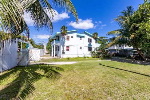 San-Pedro-Jasmine-Townhouse-Exterior-4