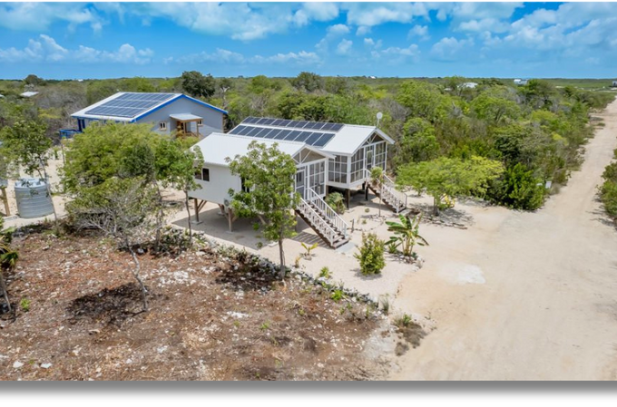 Casa De Carisakay – Multi Unit at Secret Beach