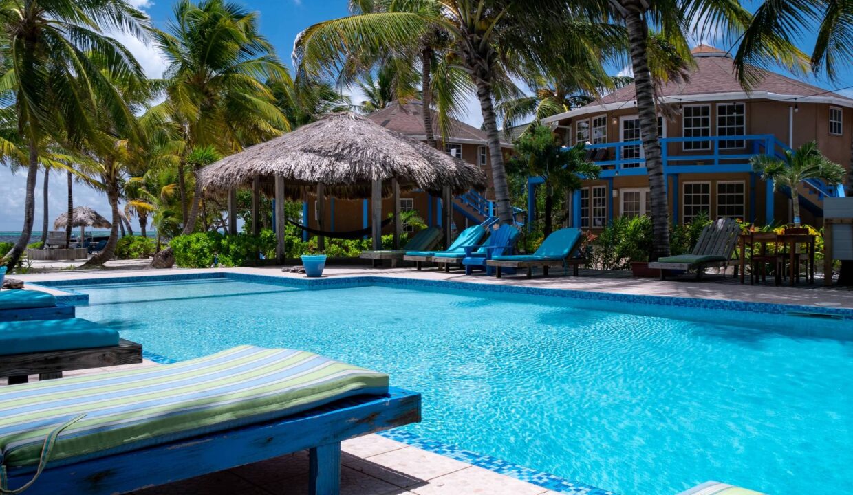Beachfront, Turn Key Condo at White Sands Cove
