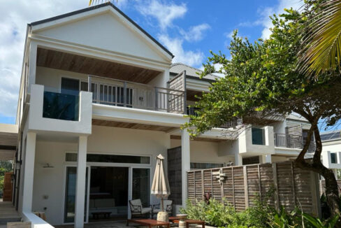 outside-loft