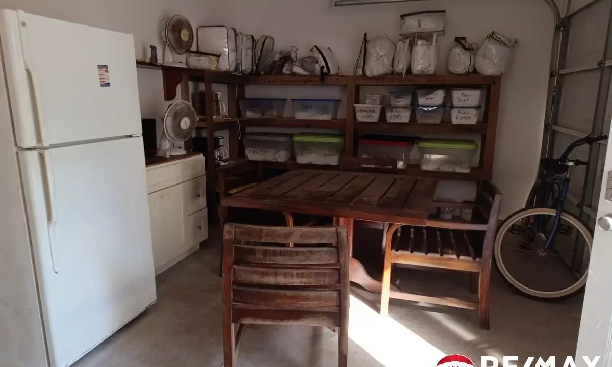 2362_officegaragestorage
