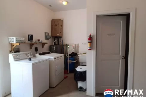 2362_officelaundrybathroomentry
