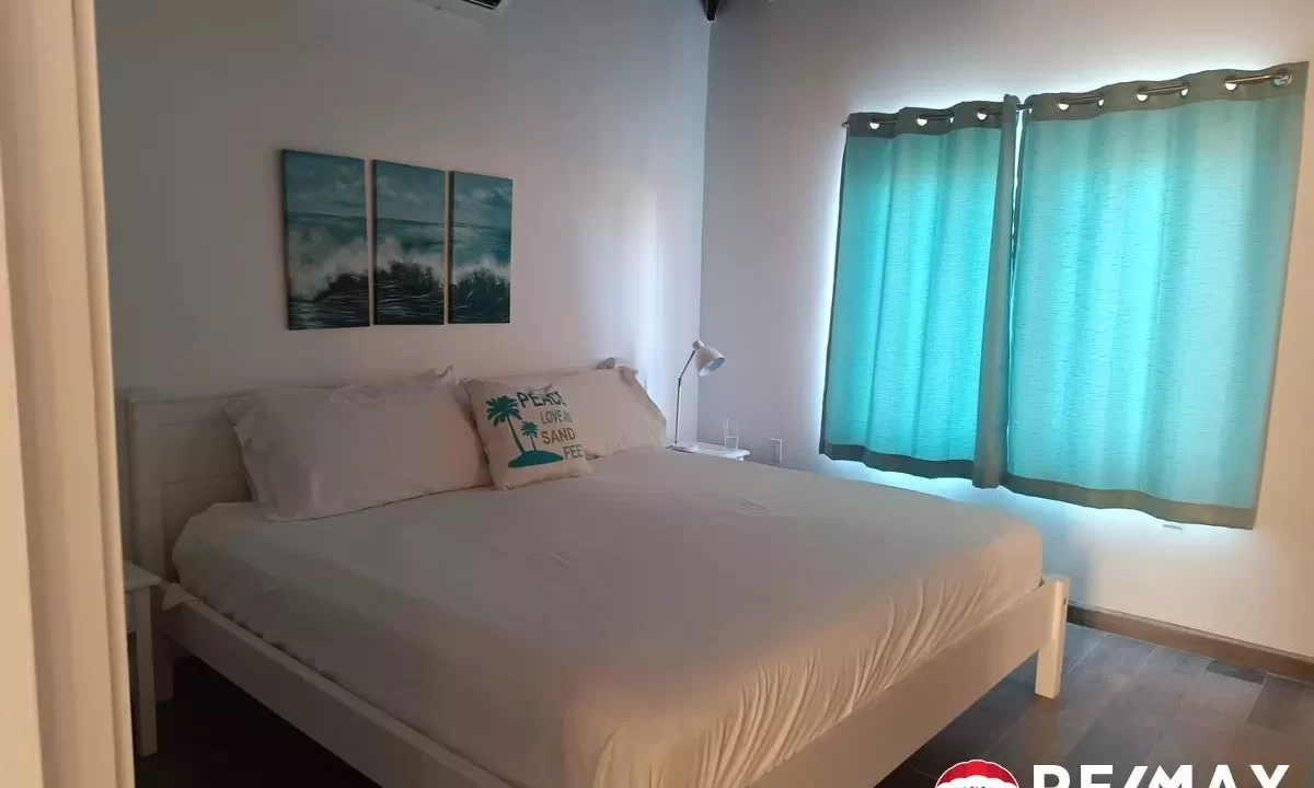 2362_westMasterBedroom