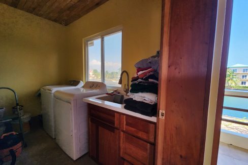 Laundry-Room