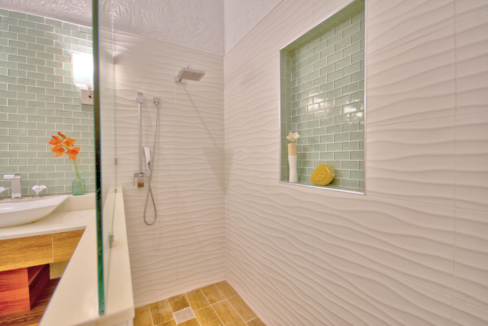 1BD-shower (2)