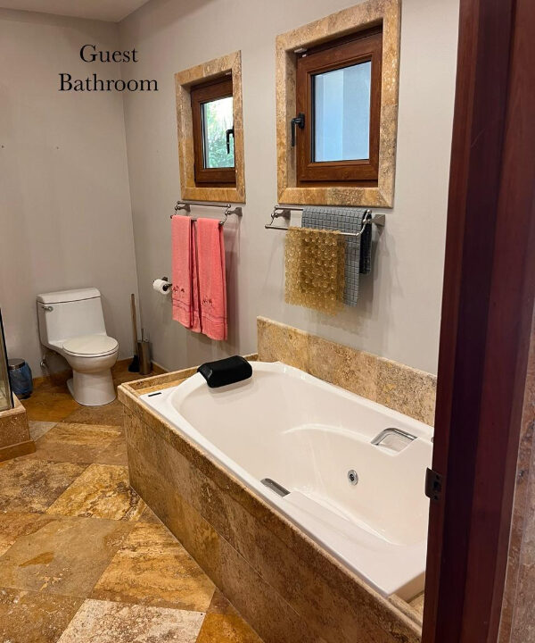 Guest-Bathroom-2