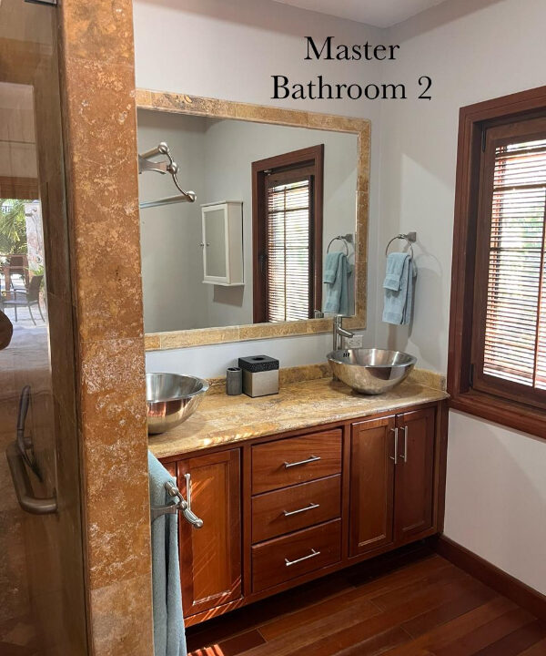 Master-Bathroom-23-