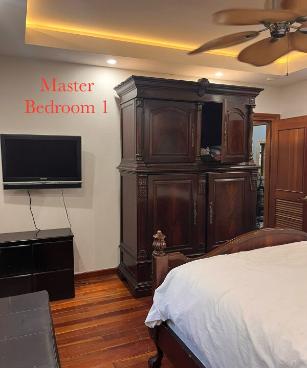 Master-Bedroom1