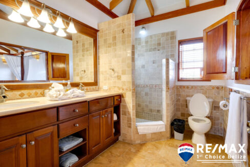 2629_20230808hopkinsbayvilla11017