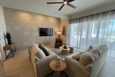 Living Space-Modern Italian finish