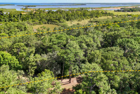 220Acre20Corner20Lot20in20Sanctuary20Estates20Belize2007