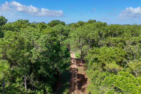 220Acre20Corner20Lot20in20Sanctuary20Estates20Belize2008