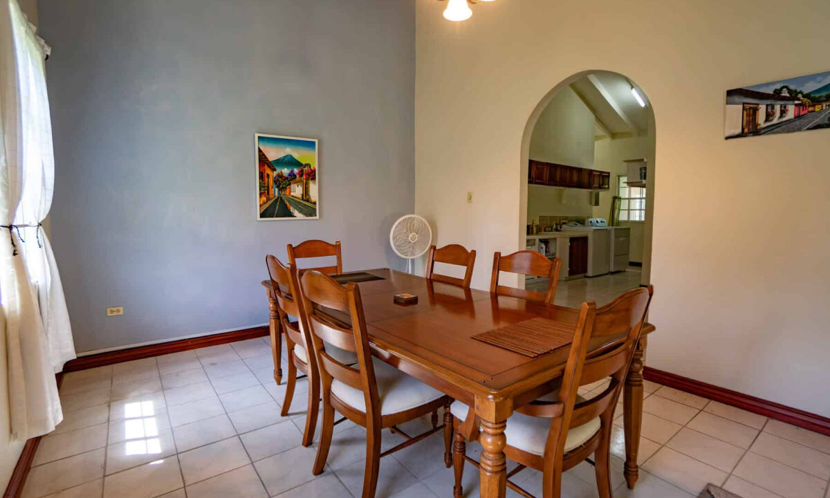 320Bed20320bath20Home20on20620Acres20George20Price20Highway20Belmopan2014