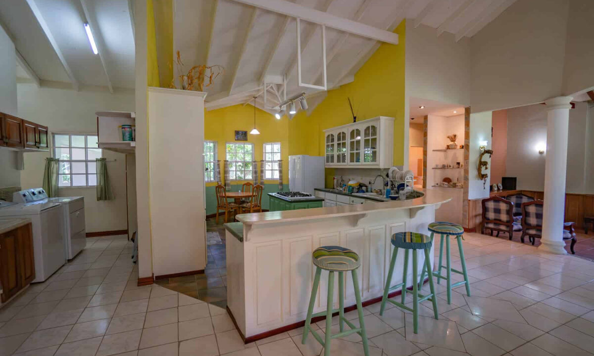 320Bed20320bath20Home20on20620Acres20George20Price20Highway20Belmopan2015