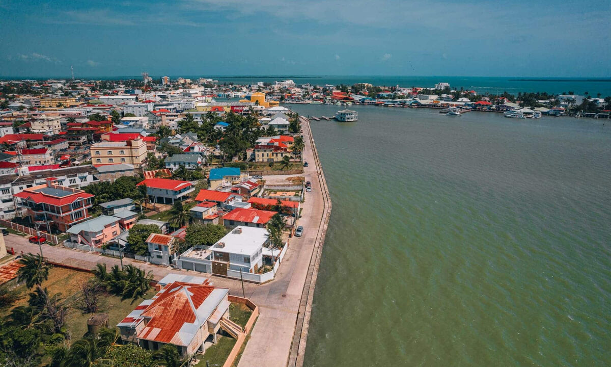 BELIZE-CITY-FORESHORE20-200037