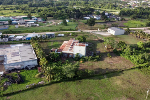 Industrial20Warehouse20Facility20on20220and20a20Half20Acres20in20Belmopan20Belize2003