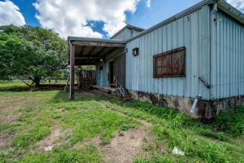 Industrial20Warehouse20Facility20on20220and20a20Half20Acres20in20Belmopan20Belize2013