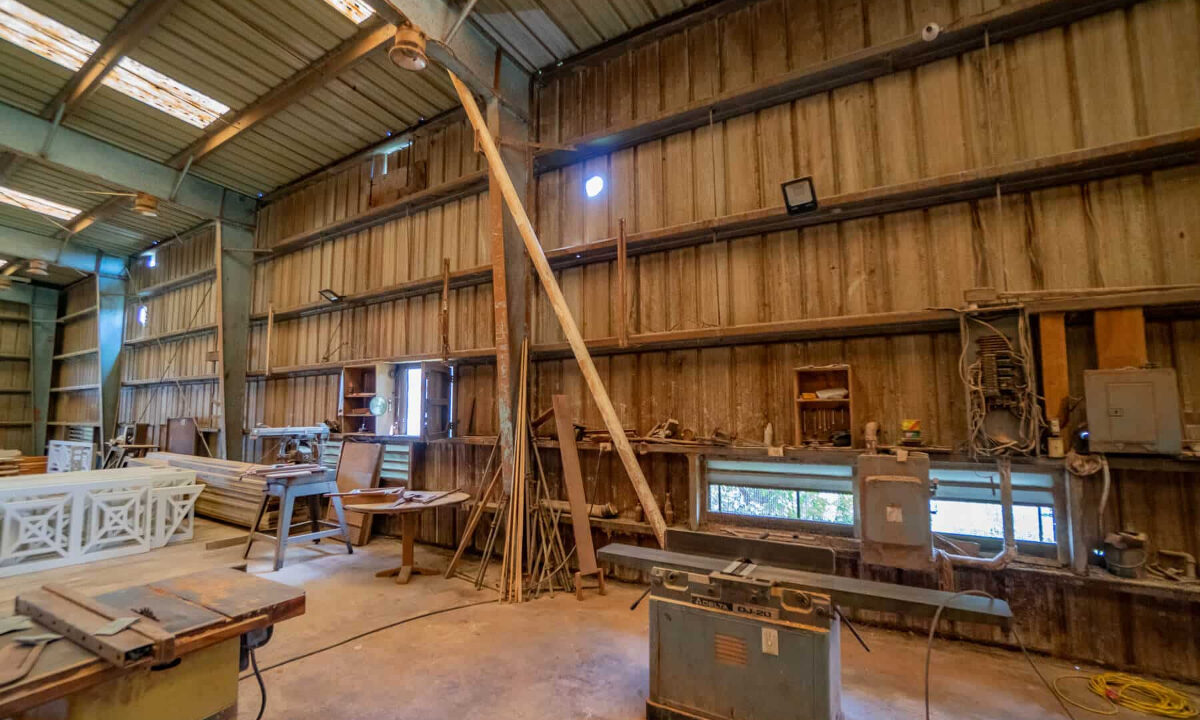 Industrial20Warehouse20Facility20on20220and20a20Half20Acres20in20Belmopan20Belize2019