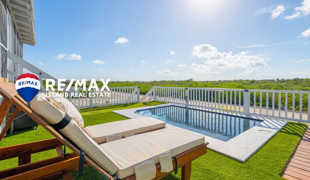 Penny-Lane-Secret-Beach-Casitas-Elliott-17