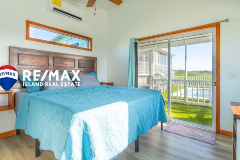 Penny-Lane-Secret-Beach-Casitas-Elliott-19