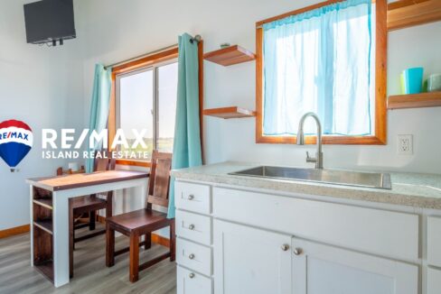 Penny-Lane-Secret-Beach-Casitas-Elliott-21