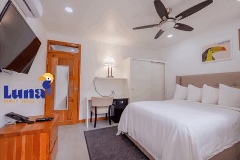 1.-F100-Bedroom1