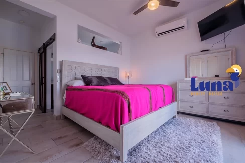 10.-Anglers-Cove-A1-Master-Bedroom-copy