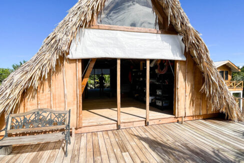 2-home-on-placencia-caye