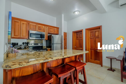 2.-E103-Kitchen