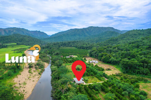 2.-sleeping-giant-home-and-river_