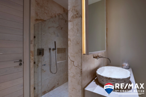 2369_villabath