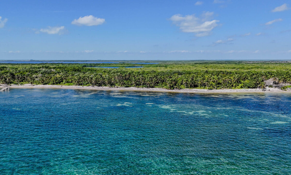 2720Acre20Beachfront20Habanros20Beach20Ambergris20Caye2005-0