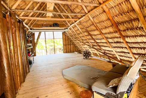 3-home-on-placencia-caye