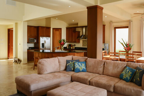 3-stunning-2-story-waterfront-villa